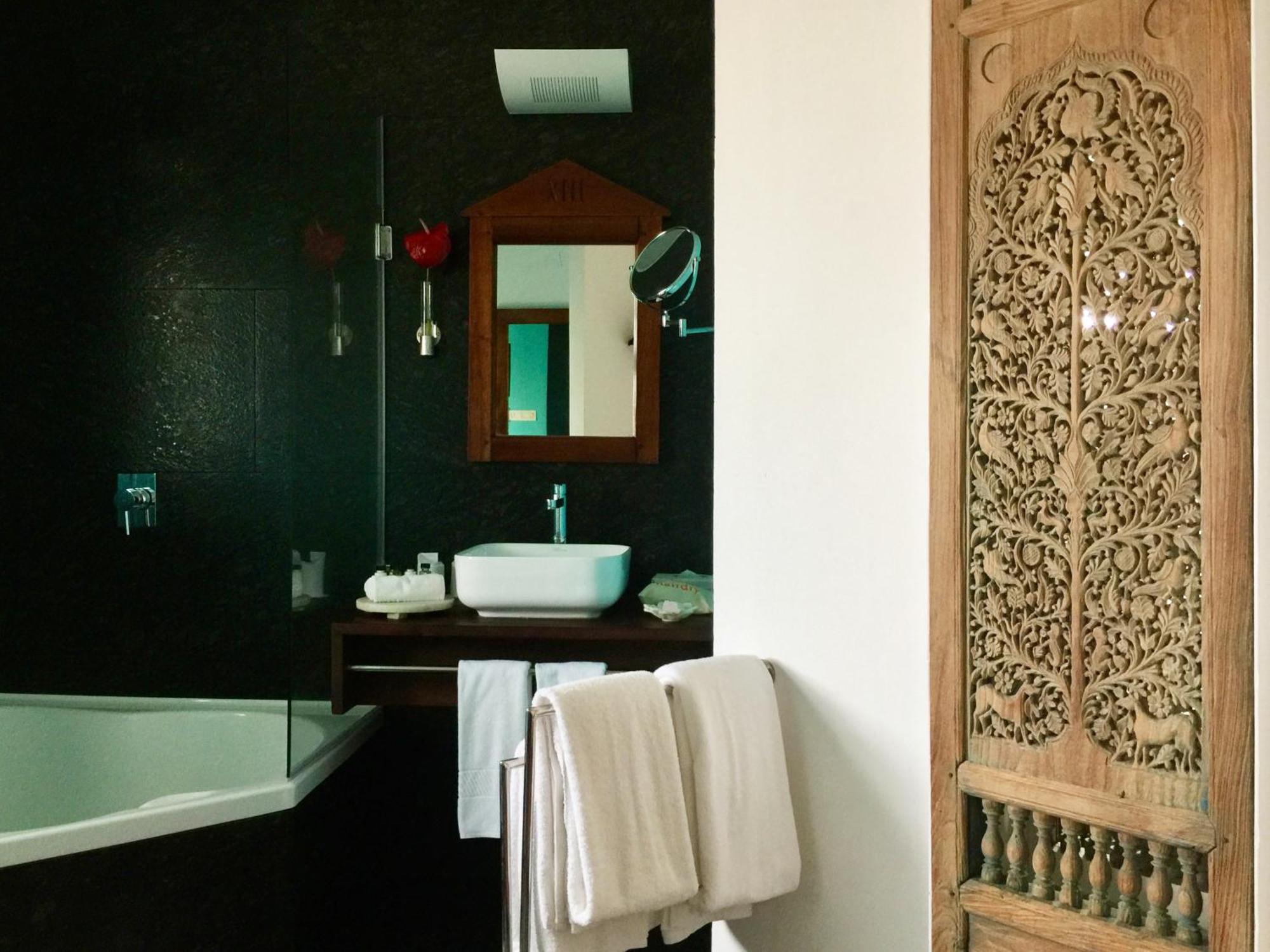 Malabar House Hotell Kochi Exteriör bild
