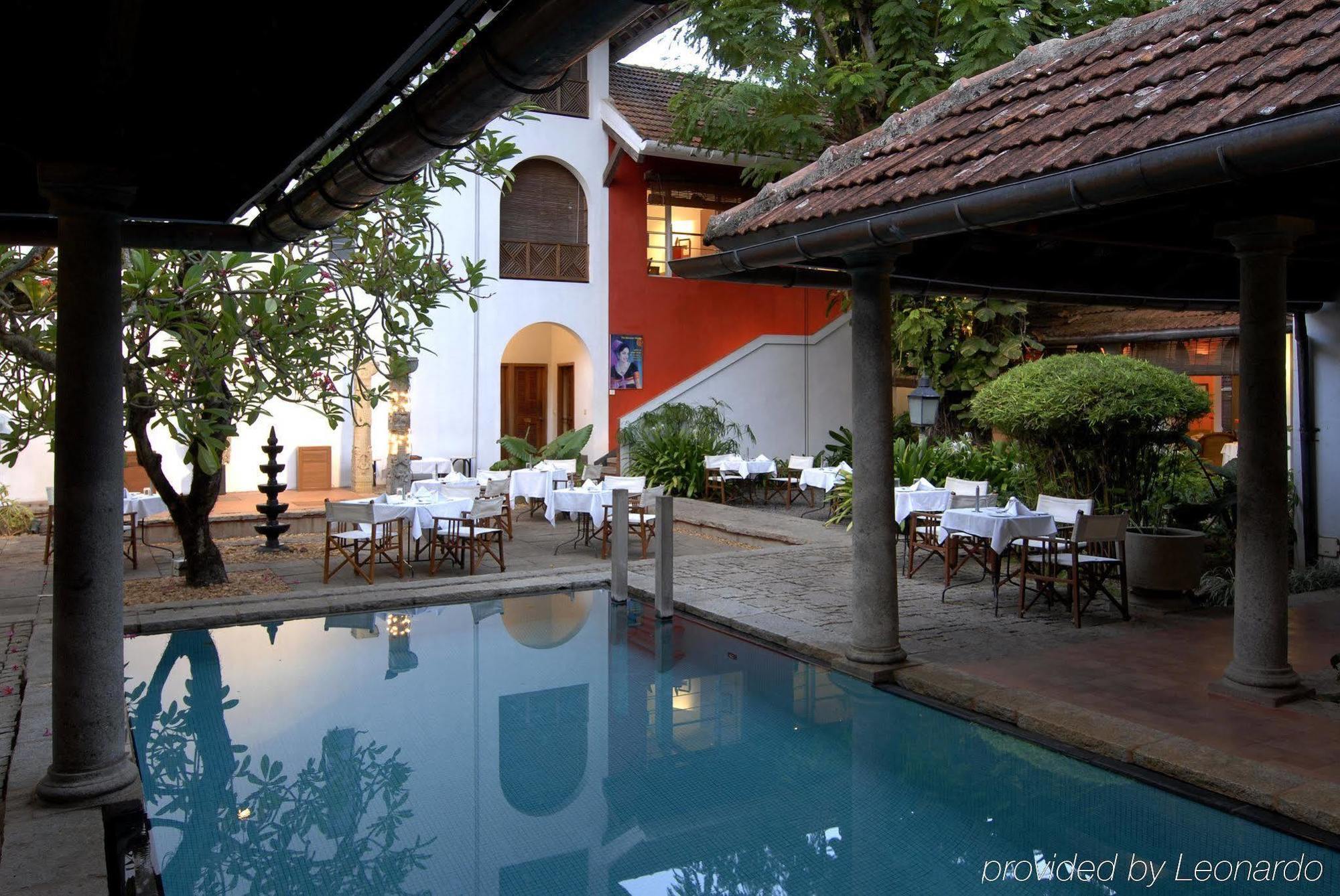 Malabar House Hotell Kochi Exteriör bild