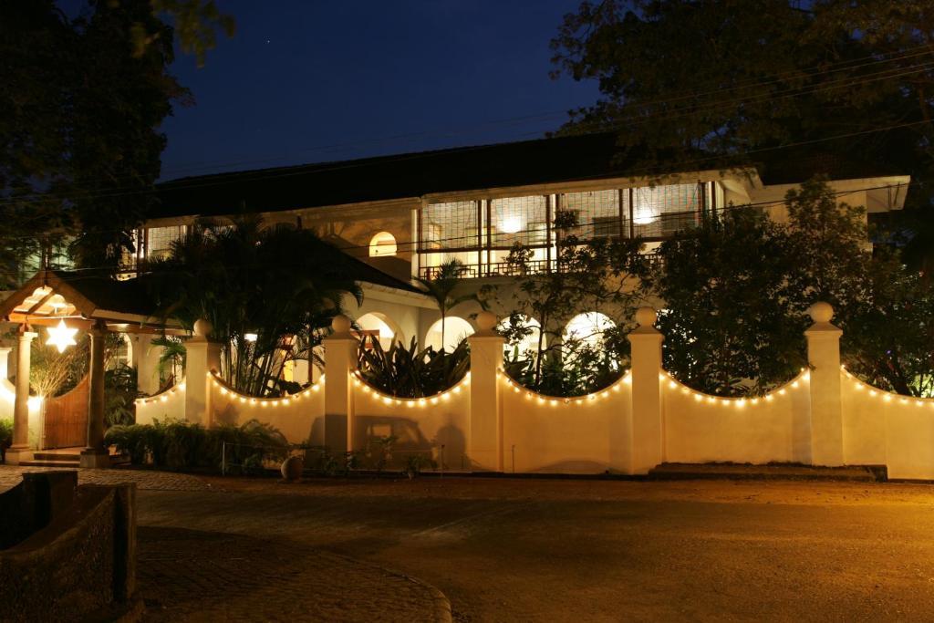 Malabar House Hotell Kochi Exteriör bild