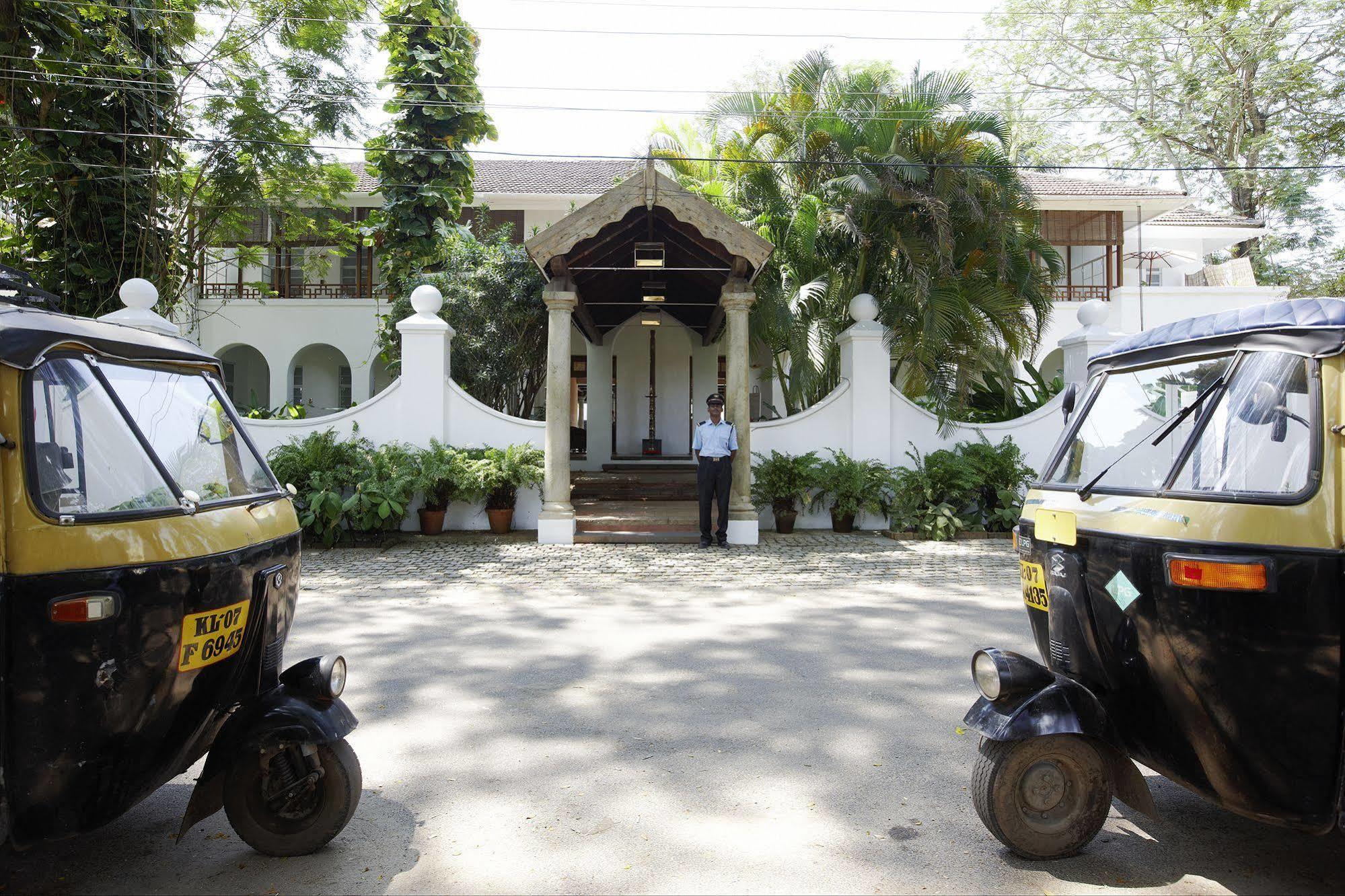 Malabar House Hotell Kochi Exteriör bild
