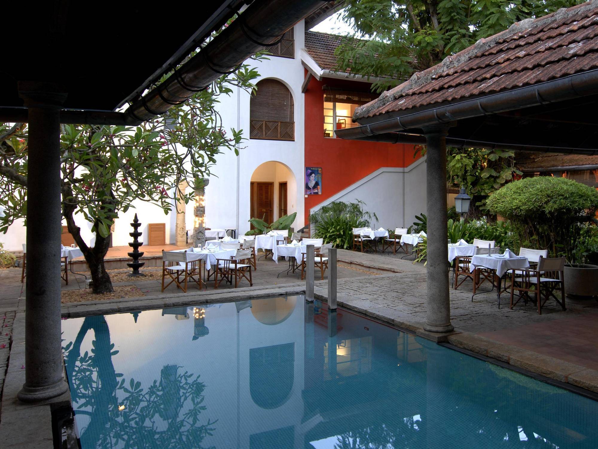 Malabar House Hotell Kochi Exteriör bild