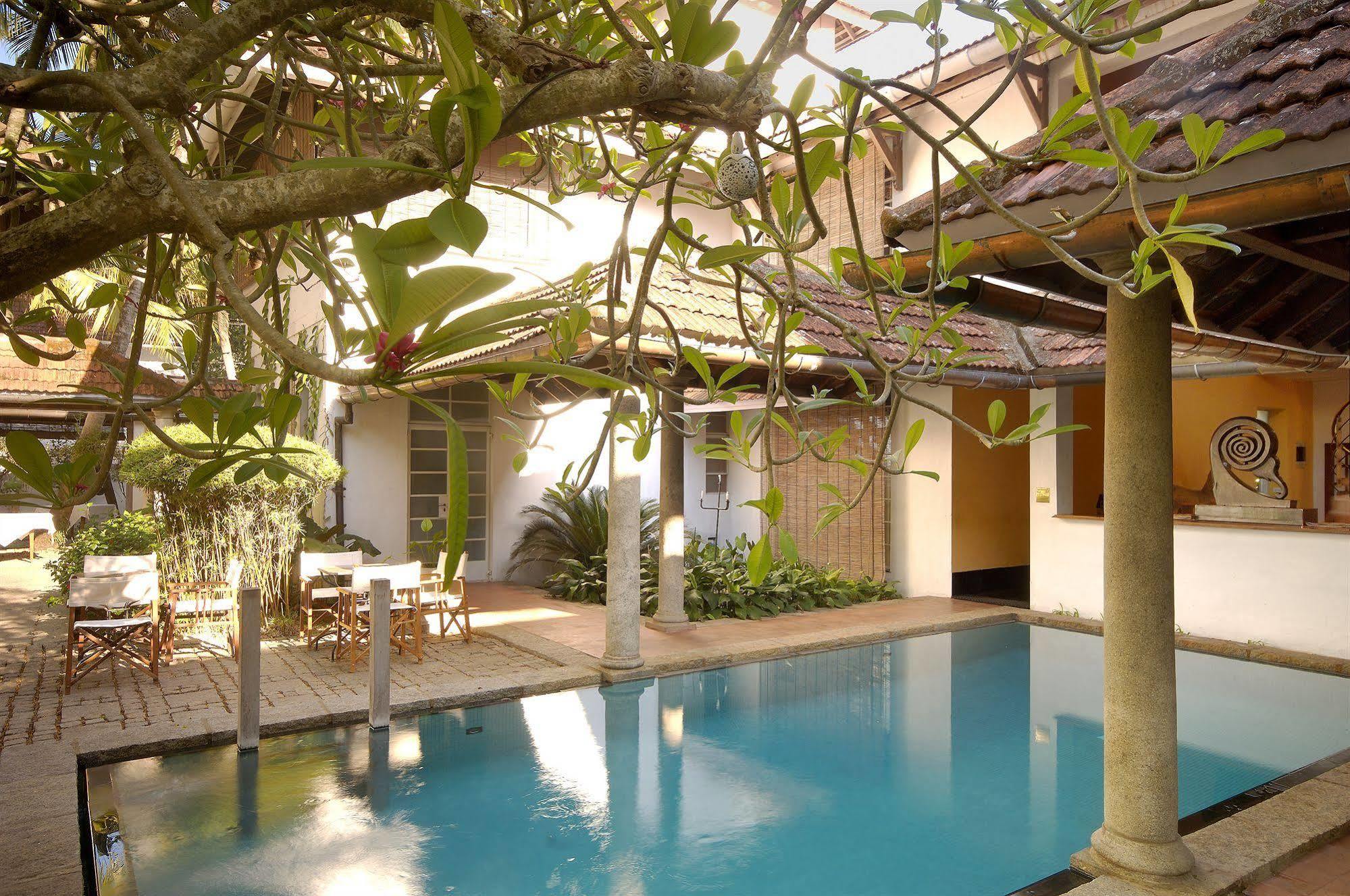 Malabar House Hotell Kochi Exteriör bild